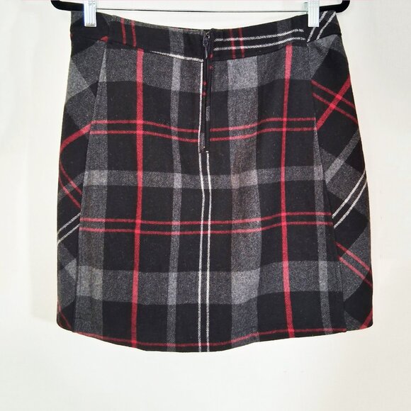 WOOLRICH Plaid Mini Skirt Black Red Wool Blend Preppy Tartan Academia Cabincore - Picture 2 of 5